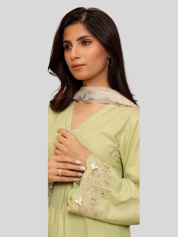 Zellbury 3-PC Digital Printed Unstitched Lawn Suit - Image 2