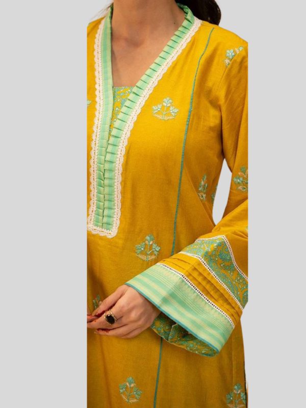Zellbury 2-PC Digital Printed Unstitched Lawn Suit - Image 2