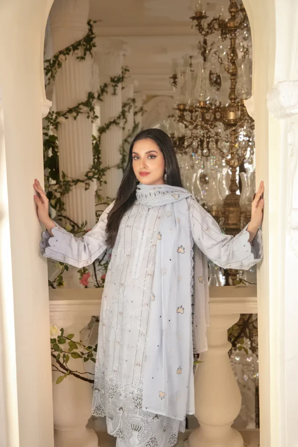 Zarna By Tawakkal 3-PC Laddies Unstitched Suit - Image 3